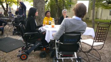 Tournage-publicité-ergoconcept-plateau-1024x576-360x200 (1)